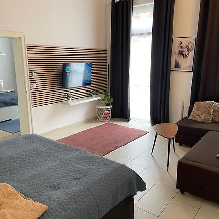 Schoenes Apartment Mitten In Der Stadt III Coblenza Esterno foto