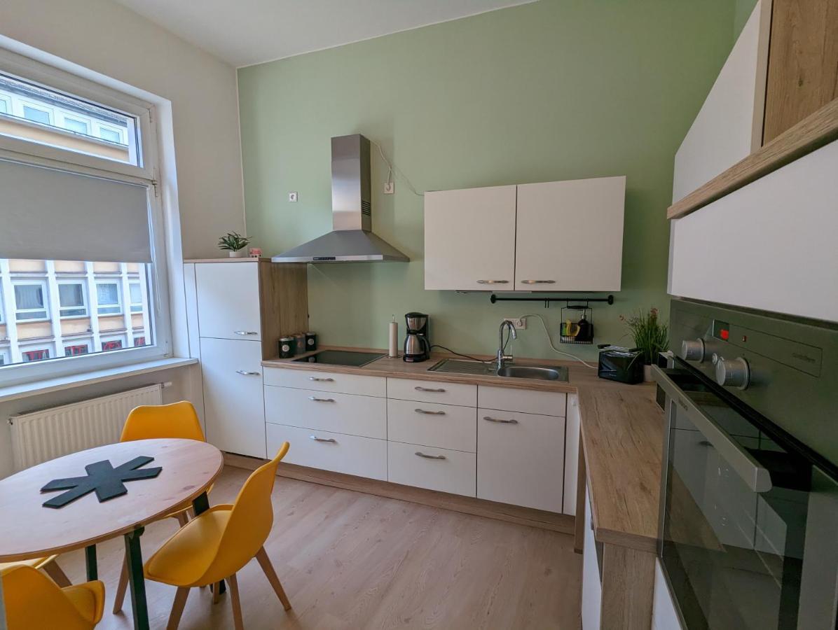 Schoenes Apartment Mitten In Der Stadt III Coblenza Esterno foto