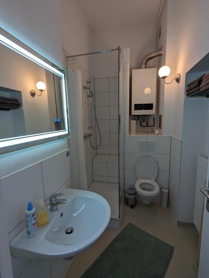 Schoenes Apartment Mitten In Der Stadt III Coblenza Esterno foto