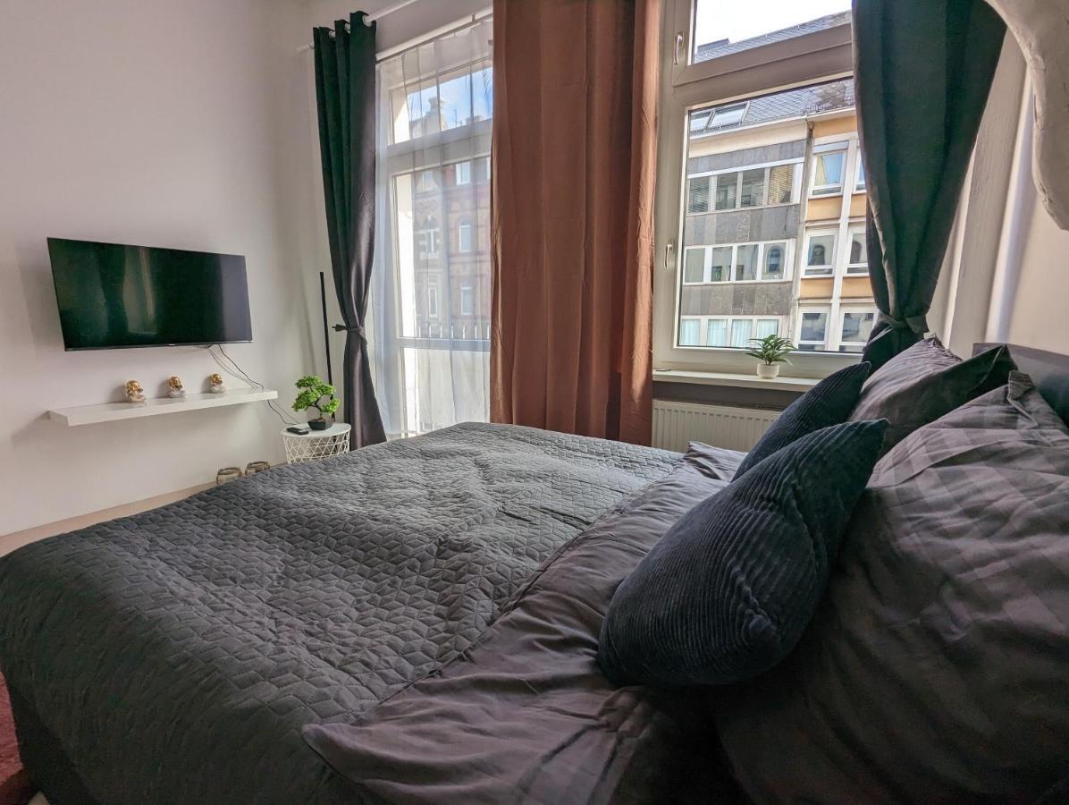 Schoenes Apartment Mitten In Der Stadt III Coblenza Esterno foto