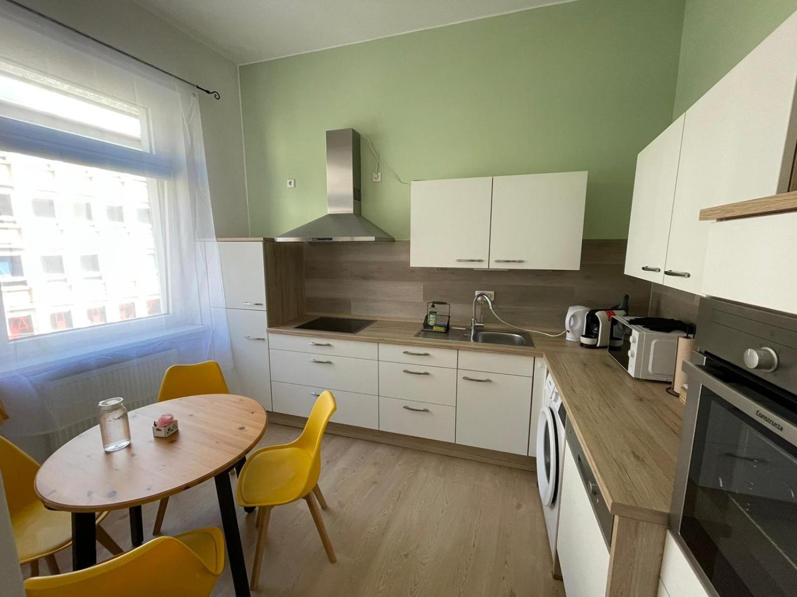 Schoenes Apartment Mitten In Der Stadt III Coblenza Esterno foto