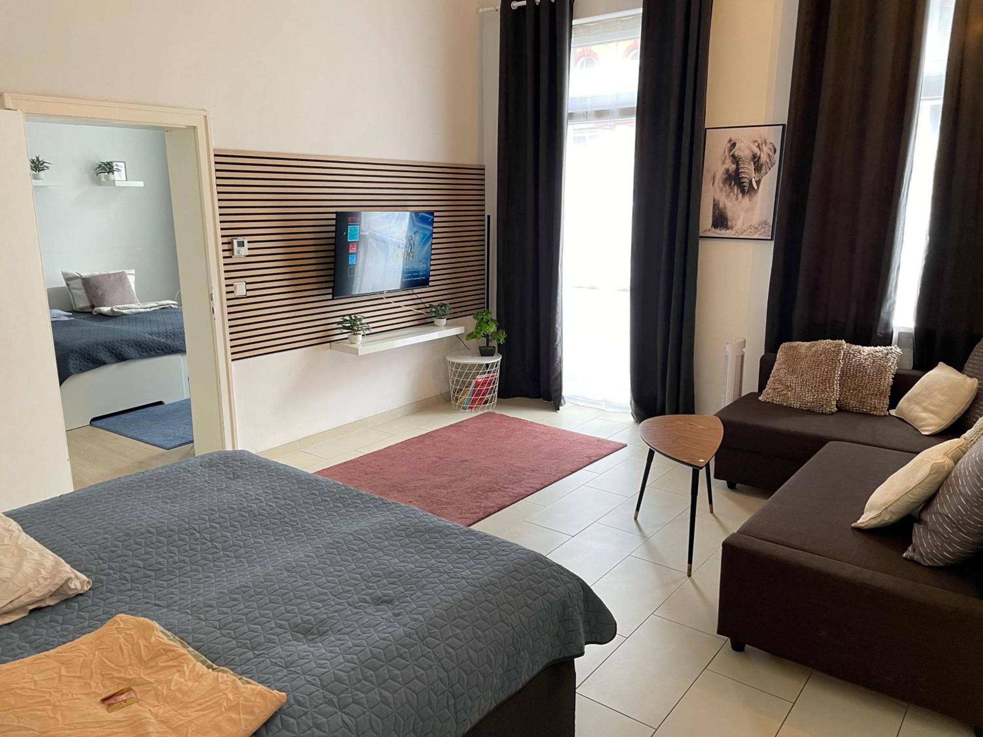 Schoenes Apartment Mitten In Der Stadt III Coblenza Esterno foto